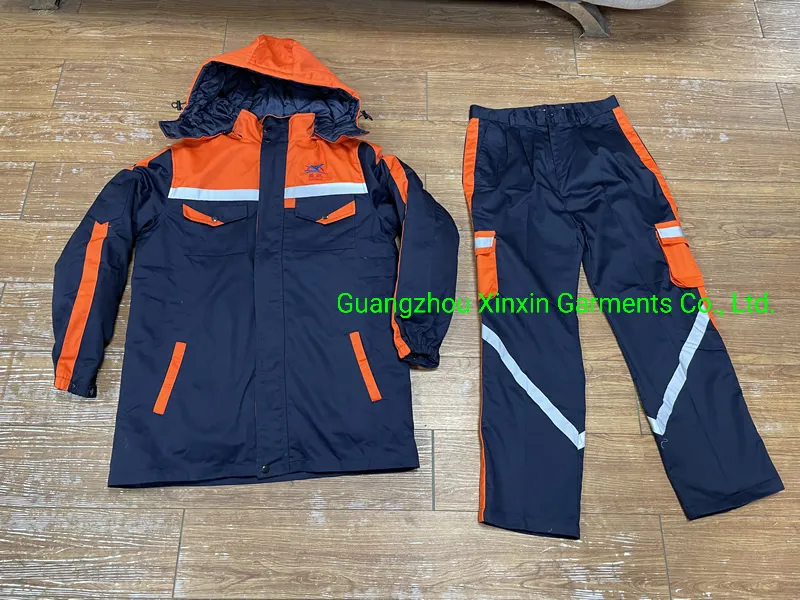 Производители поставляют коленчатый тройник из углеродистой стали, фланец из легированной стали